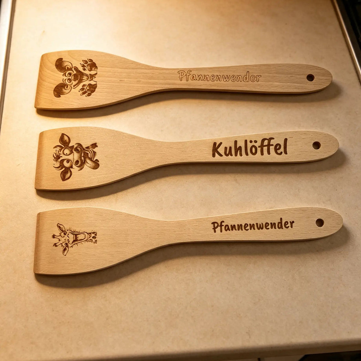 Lustige Pfannenwender mit Gravur, Holz-Kochlöffel Geschenk